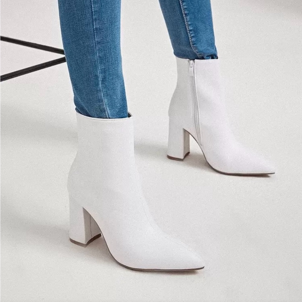 SHEIN White Ankle Boots